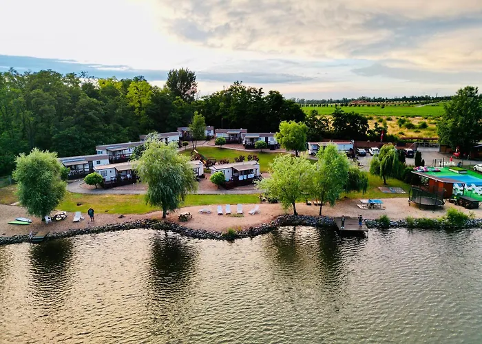 بيت للعطل Panorama Garden *
